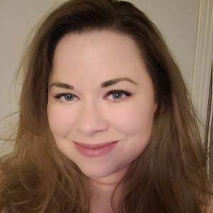 Meet your Posher, Lynda